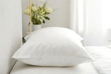 Load image into Gallery viewer, Brightr® 100% Silk 22 momme pillowcase Brightr®