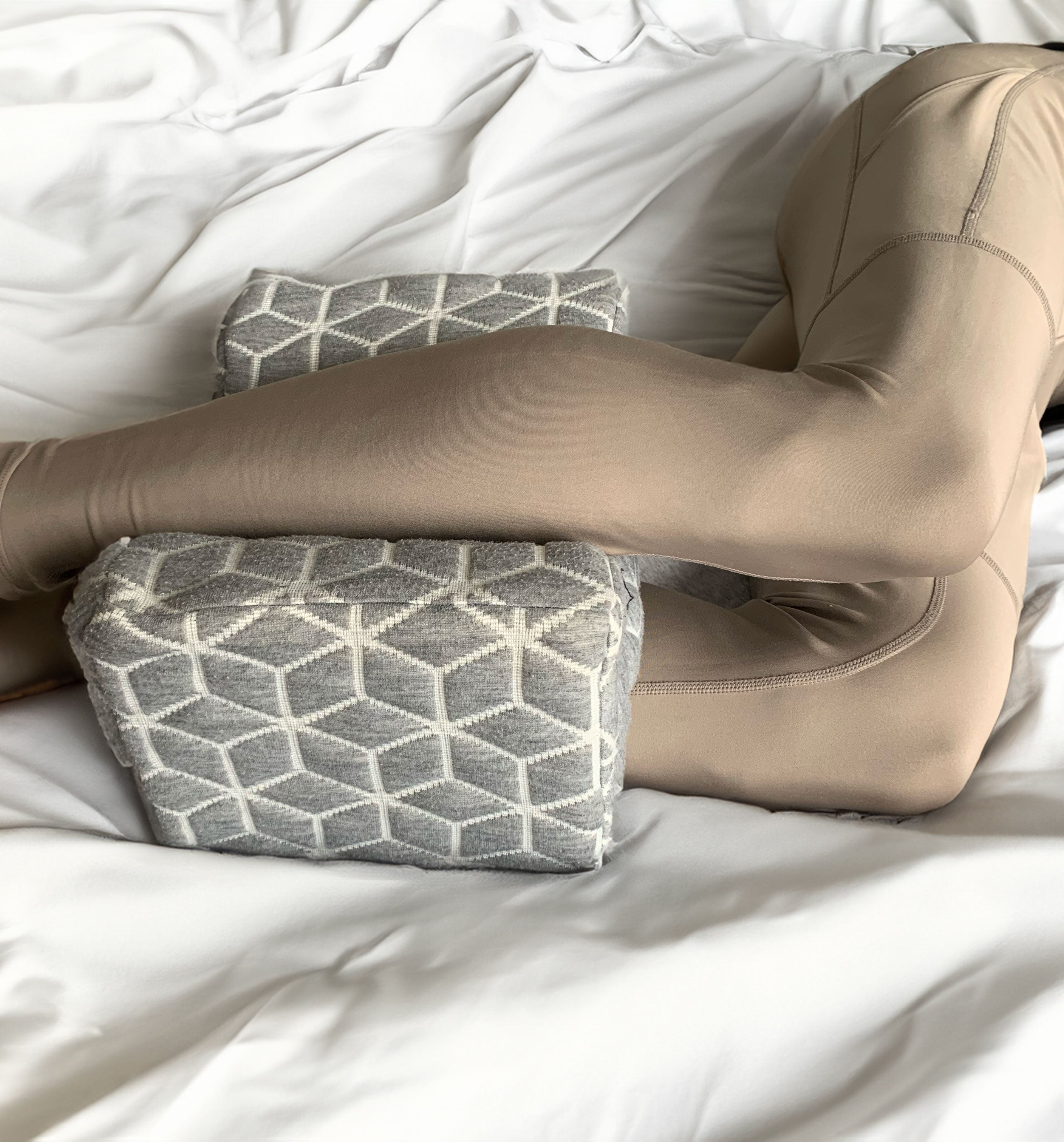 Brightr® Knee Support Pillow