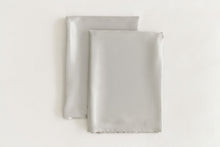 Load image into Gallery viewer, Brightr® 100% Silk 22 momme pillowcase
