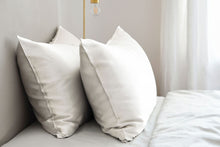 Load image into Gallery viewer, Brightr® 100% Silk 22 momme pillowcase
